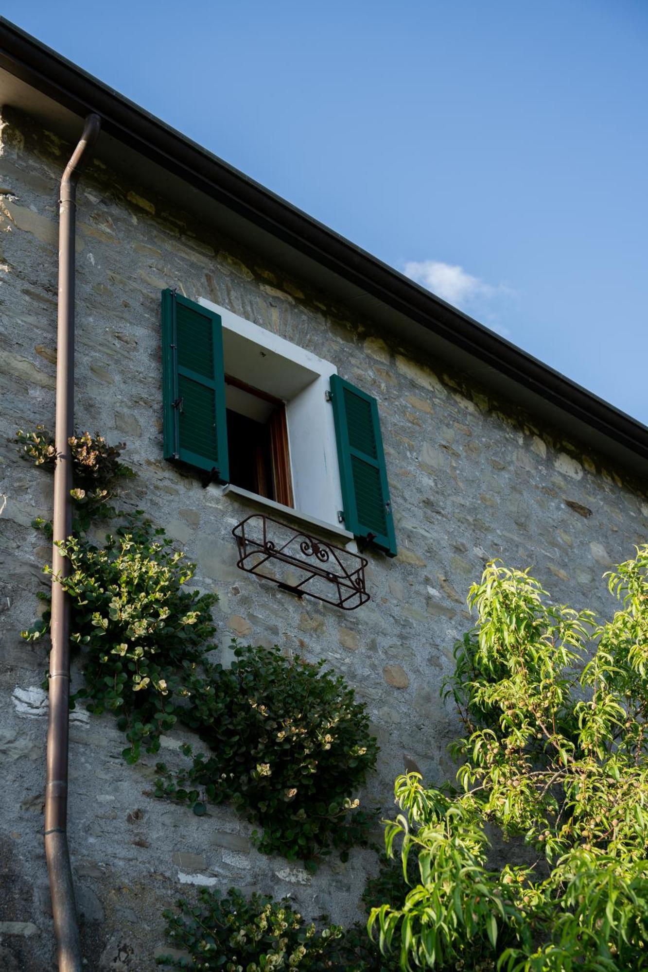 Agriturismo I Due Ghiri - Cinque Terre Calice al Cornoviglio Exterior photo